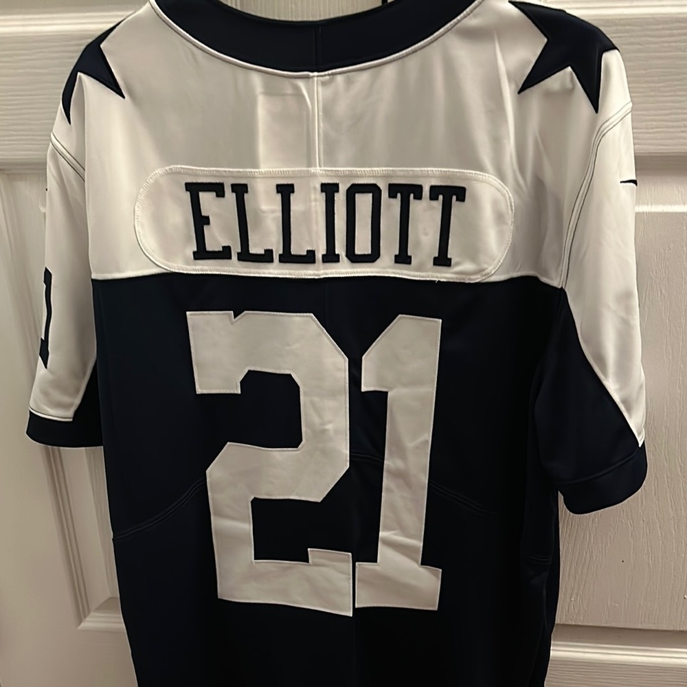 Nike Stitched Dallas Cowboys Jersey - Ezekiel Elliott